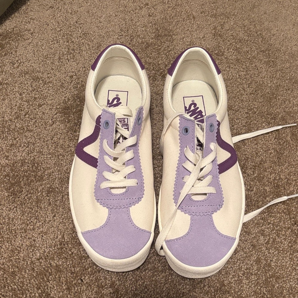 Vans Women's Lavender and White Sneakers. NWOT Sz 8.5 womens
